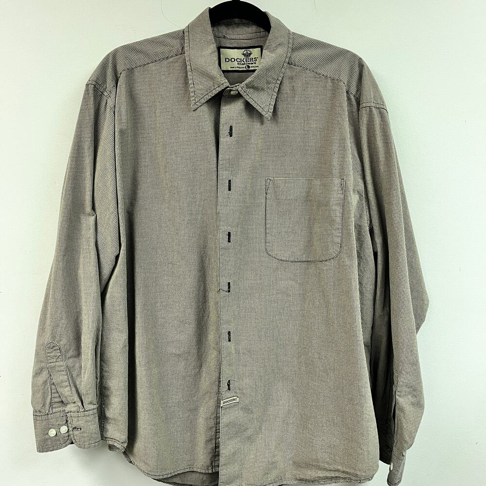 2000's Dockers Men's L khakiware tan long sleeve button down 100% cotton